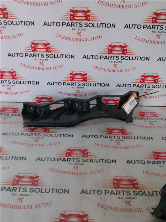 Suport far dreapta VOLKSWAGEN PASSAT B6 2.0 TDI