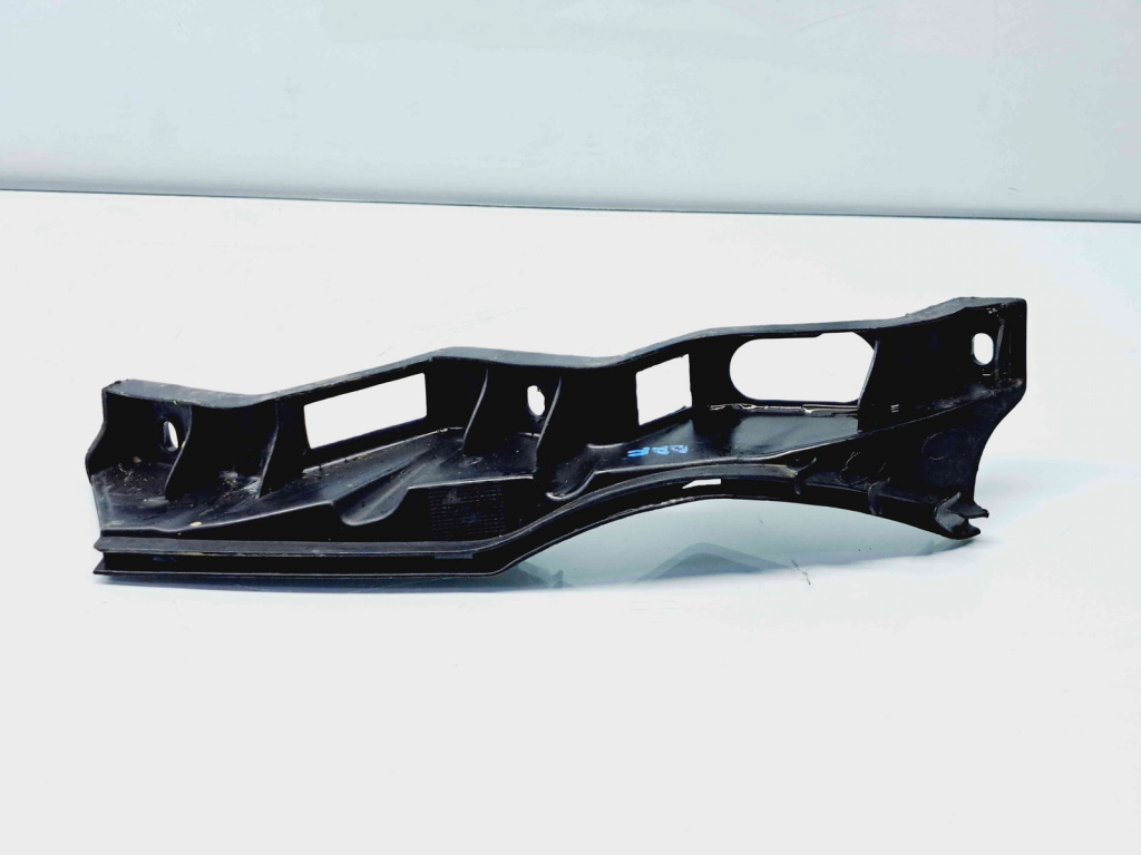 Suport far dreapta Volkswagen Passat B6 (3C2) [Fabr 2005-2010] 3C0807890