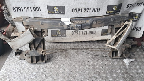 Suport far dreapta Vw Crafter 2.5 TDI cod motor BJK ,an 2009