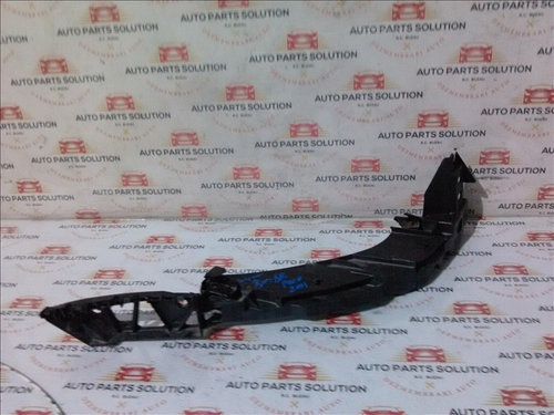 Suport far dreapta VW POLO an fabr. 2011