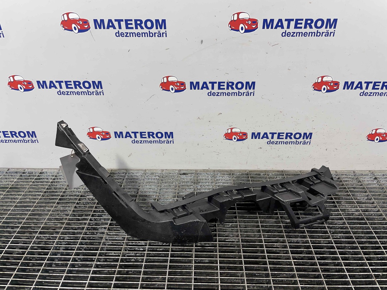 SUPORT FAR SEAT ATECA ATECA - - (2016 2020)