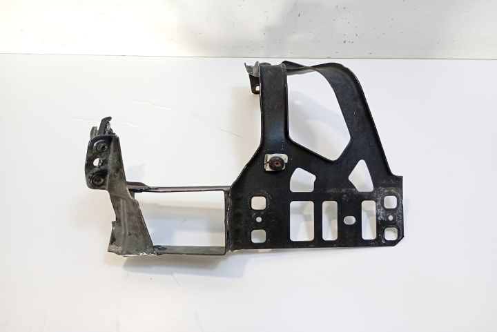 Suport far stanga 51647033731 BMW Seria 5 E60/E61 [2003 - 2007]