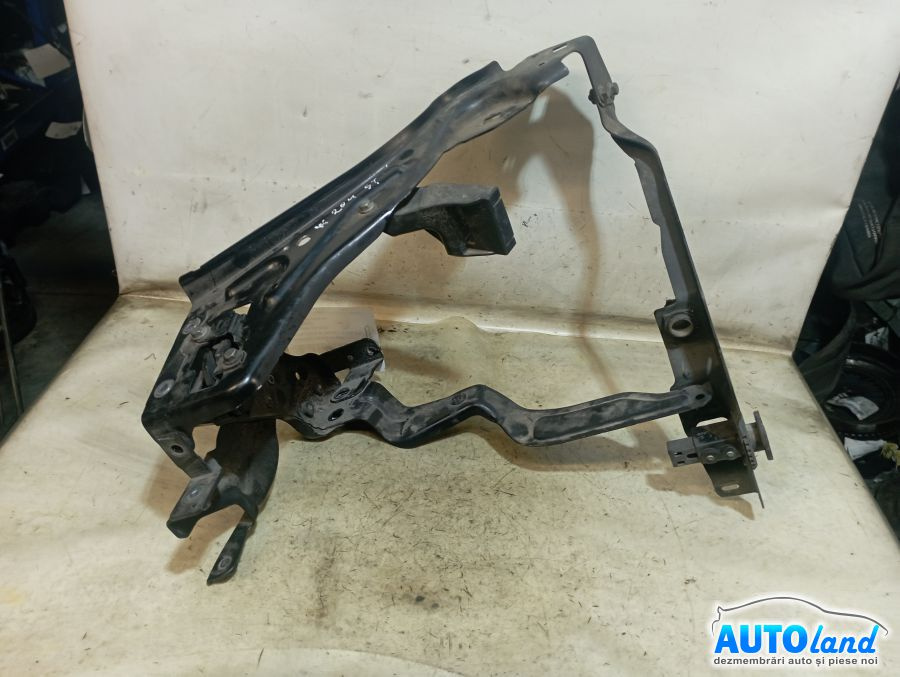 Suport Far Stanga A2046200991 Mercedes-Benz C-CLASS T-Model S204 2007