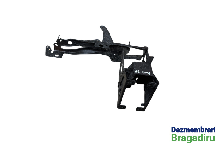 Suport far stanga Cod: KA9885-40-602 KA9885-40-602 BMW Seria 1 F20/F21 [2011 - 2015] Hatchback 5-usi 120d MT (184 hp) Pachet M