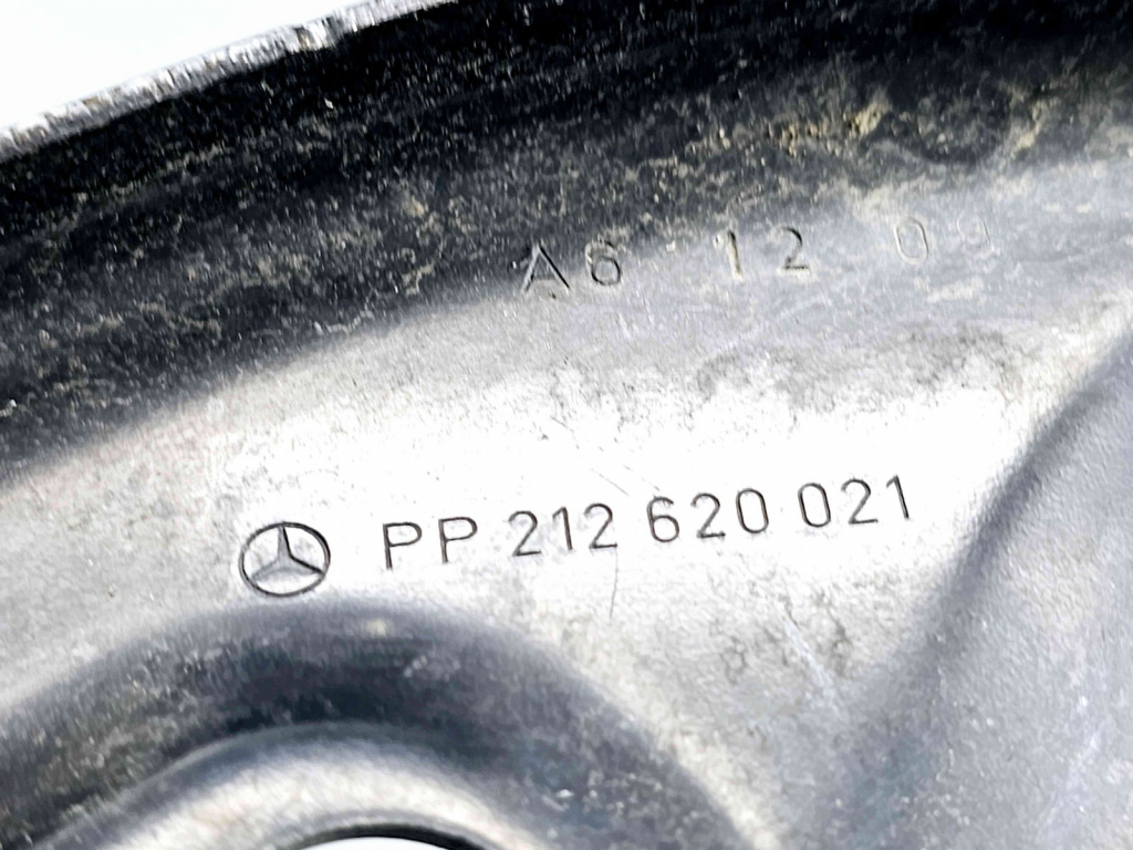 Suport far stanga Mercedes Clasa E (W212) AMG [Fabr 2009-2016] PP212620021