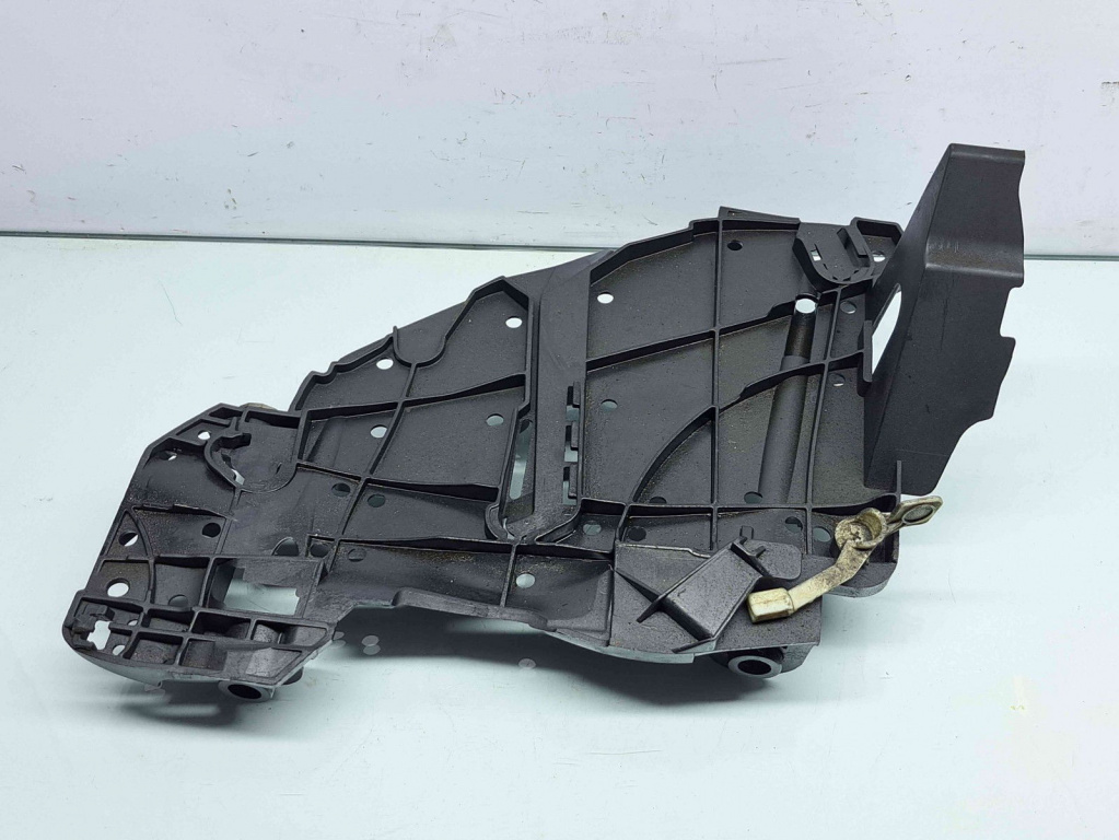 Suport far stanga Volkswagen Touareg (7LA, 7L6) [Fabr 2003-2010] OEM