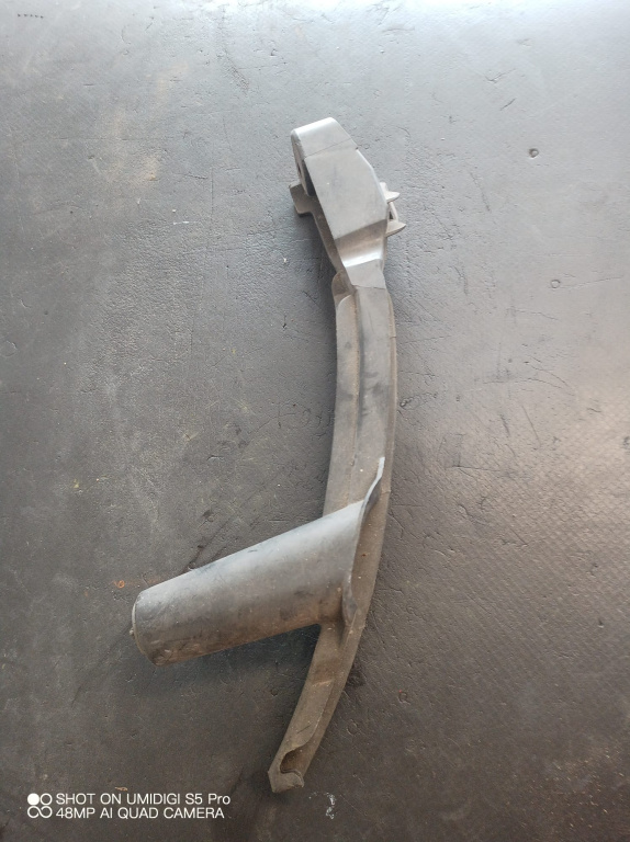 Suport far stanga Vw Golf 5 (1k1) - COD 1k0807889a