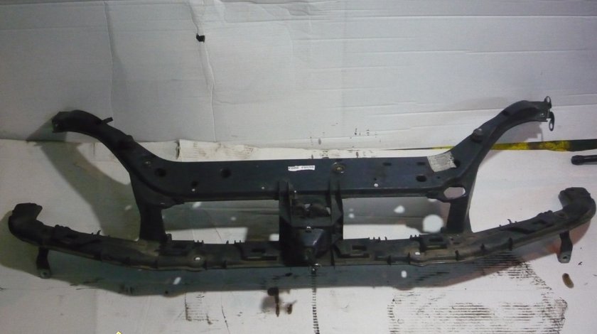 Suport Faruri Trager Ford focus 1998 2004 in stare perfecta