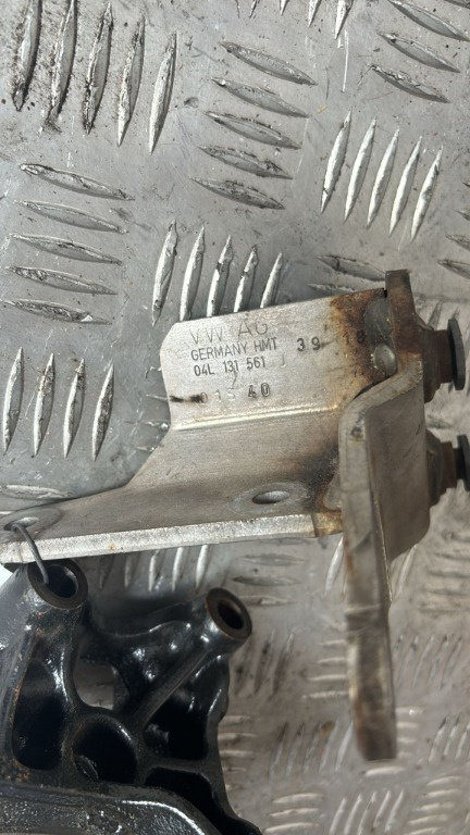 Suport filtru particule Vw Golf 7 variant 1.6 TDI 85KW / 115CP cod motor DGT an 2019 cod 04L131561 /...