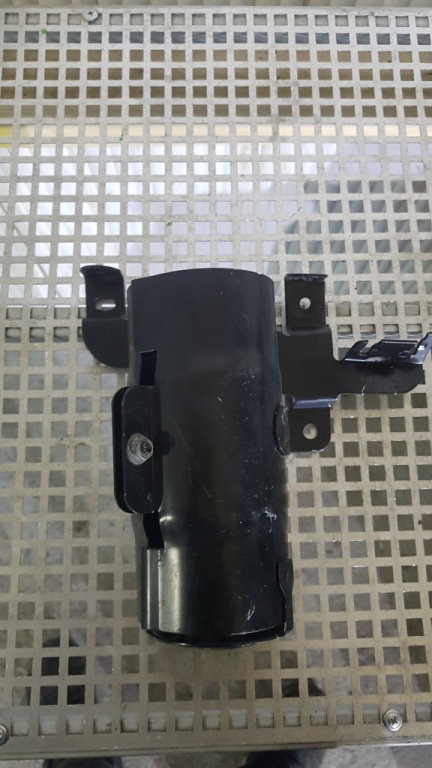 Suport filtru ulei Audi A6 4F C6 2006 3.0 tdi BMK avant OEM 4F0201987E