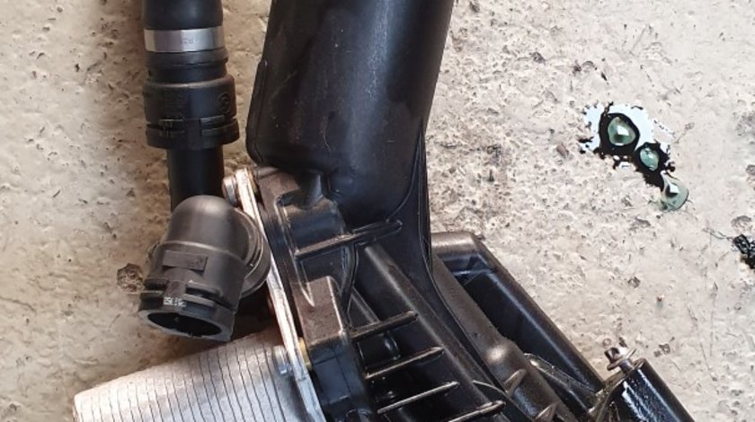 Suport filtru ulei cu termoflot BMW Seria 1 F20 Seria 3 F30 F36 2.0D B47D20A 2015 2016 2017 2018