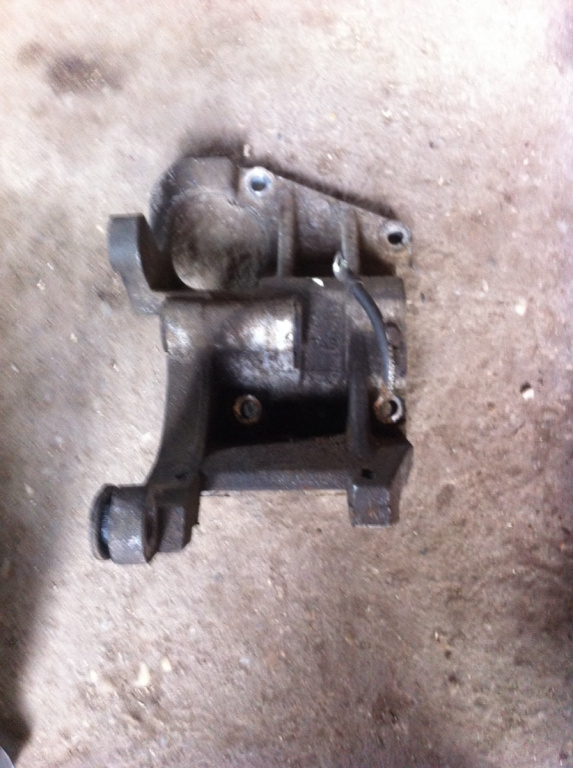 Suport Ford Escort 5 [facelift] [1992 - 1995] Hatchback 5-usi 1.6 MT (90 hp) (GAL) 16V CLX