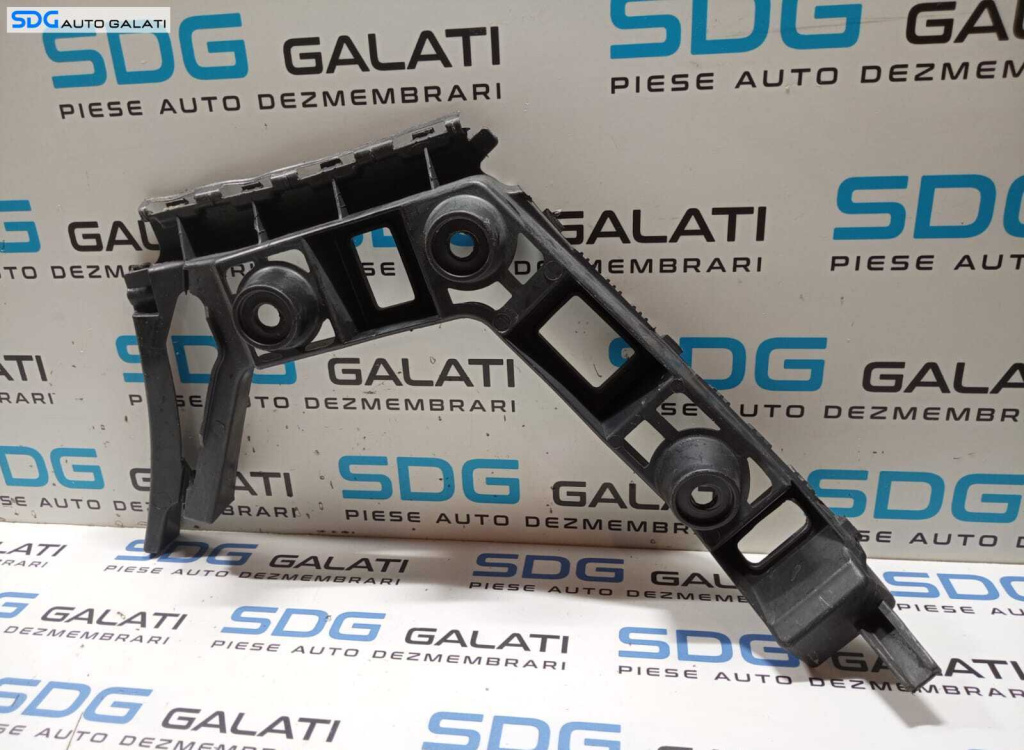 Suport Ghidaj Dreapta pentru Bara Spoiler Spate Volkswagen Golf 6 1.6 TDI 2008 - 2014 Cod 5K6807394 [M4438]