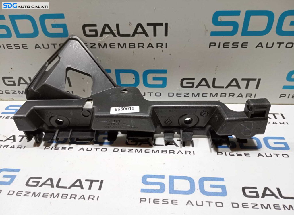 Suport Ghidaj Dreapta Spoiler Bara Fata Nou Renault Trafic 3 2014 - Prezent Cod 93460847 [M4006]