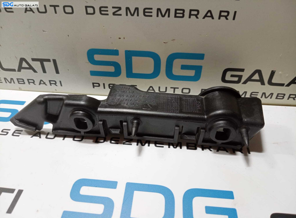 Suport Ghidaj Dreapta Superior pentru Bara Spoiler Fata Audi A5 2008 - 2017 Cod 8T0807284A [M6137]