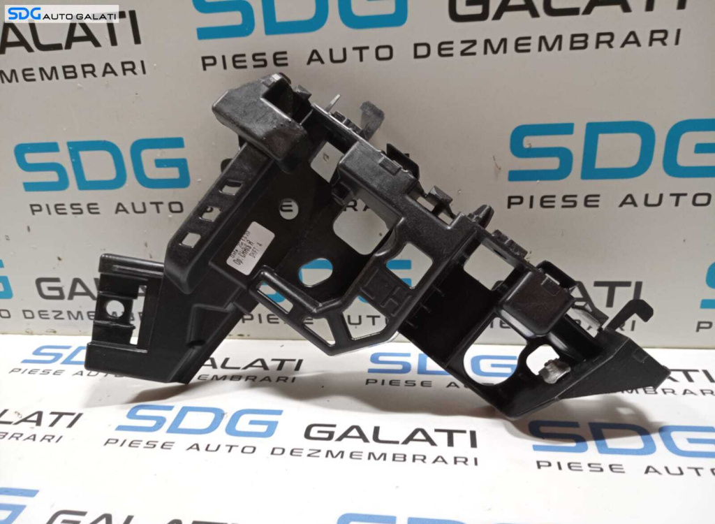 Suport Ghidaj Stanga pentru Bara Spoiler Fata Nou Opel Astra K 2015 - 2021 Cod 39020432 [M4002]
