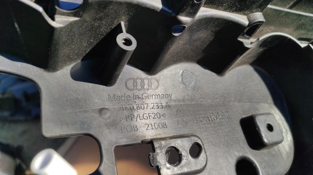 Suport grila centrala Audi A6 C8 (2019-2023) cod 4K0807233A