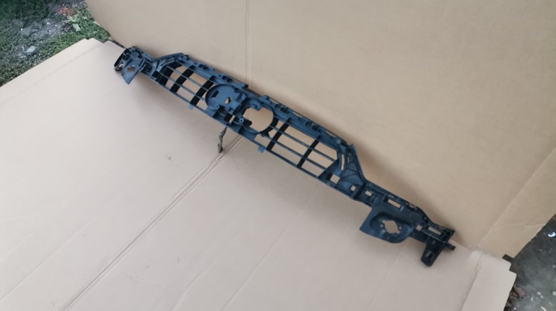 Suport grila radiator Audi A7 C7 4G S-line (2014-2018) cod 4G8807233F