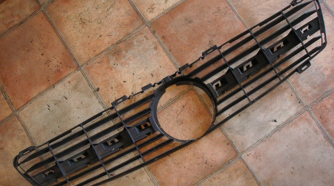 Suport grila radiator Mercedes CLS W218 AMG (2009-2012) cod A2188880023