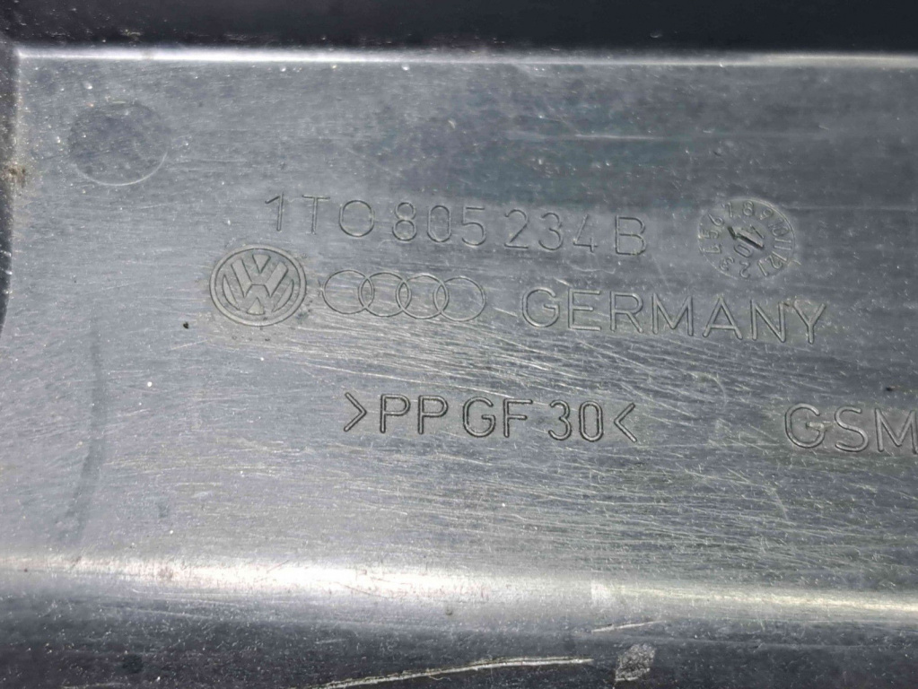 Suport grila stergator parbriz Volkswagen Touran (1T1, 1T2) [Fabr 2003-2010] 1T0805234B