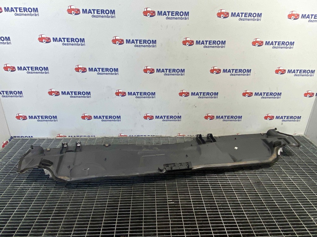 SUPORT GRILA SUB PARBRIZ FORD C-MAX - - (2010 2015)