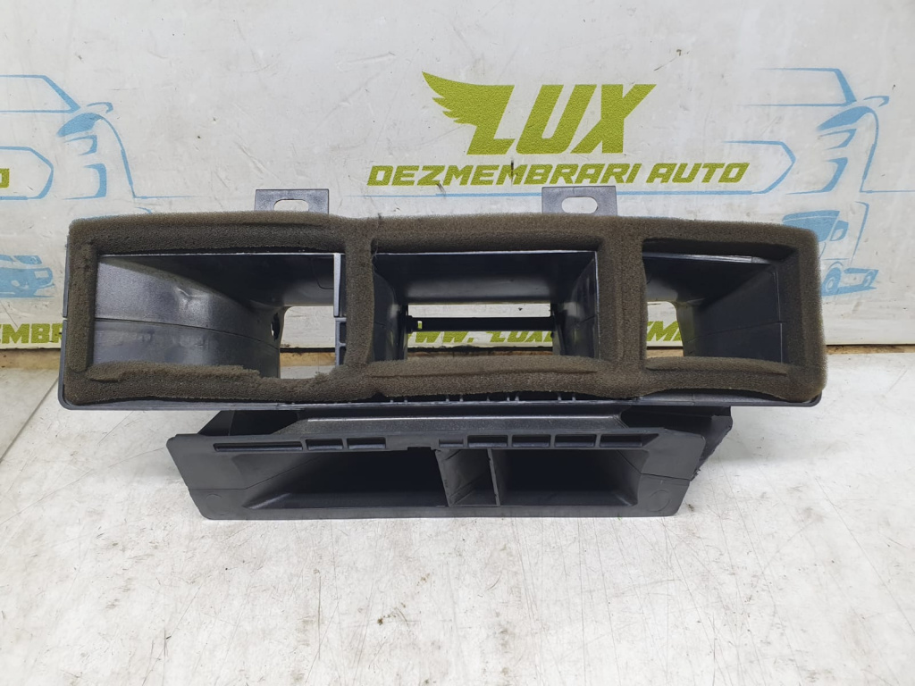 Suport grila ventilatie bord Volkswagen VW Passat B7 [2010 - 2015] 2.0 tdi CFGB