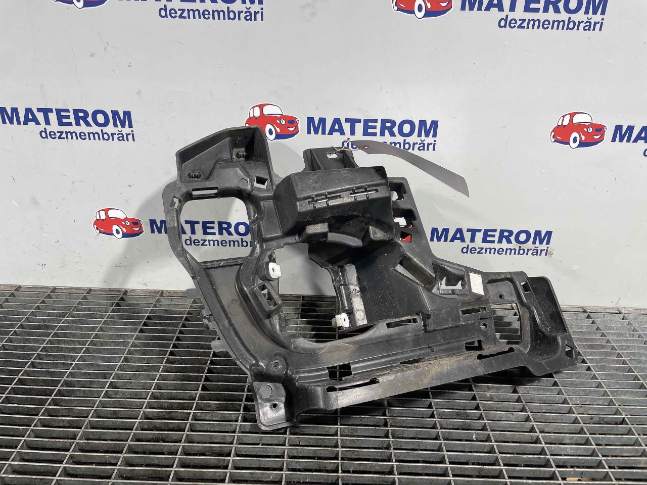 SUPORT HALOGEN CITROEN DS4 - - (2010 2015)