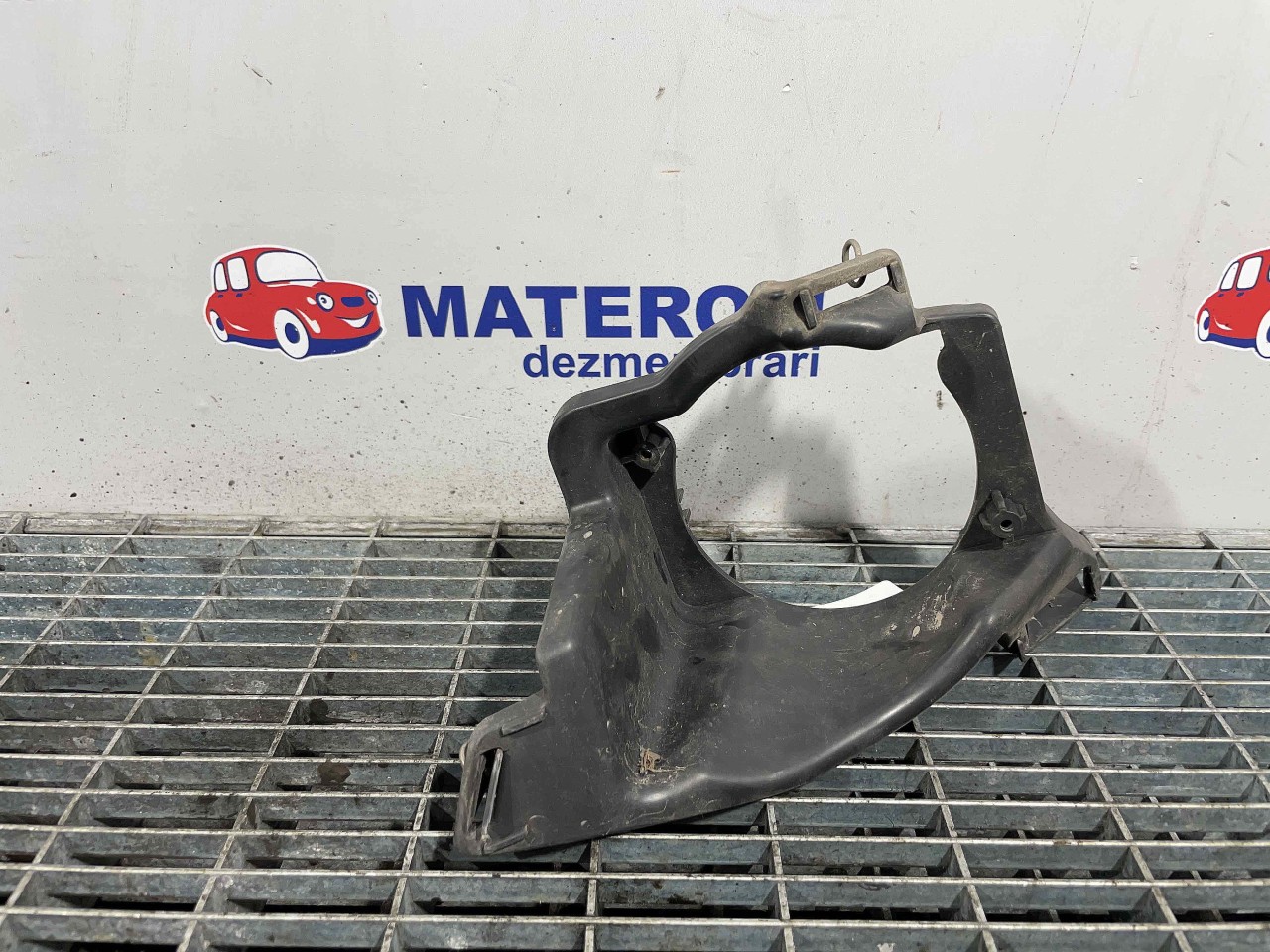 SUPORT HALOGEN DACIA LOGAN MCV LOGAN MCV - - (2012 2016)