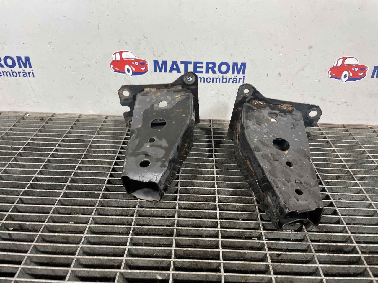 SUPORT INTARITURA BARA FATA MAZDA 3 - - (2013 2018)