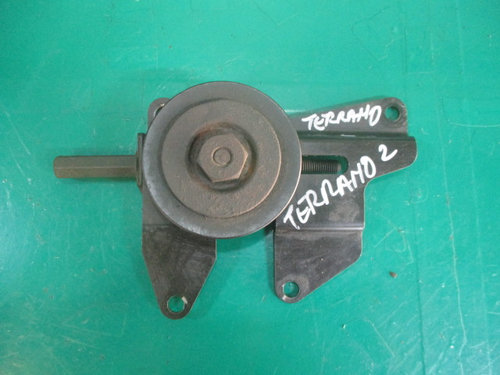 SUPORT / INTINZATOR CUREA ACCESORII CU ROLA NISSAN TERRANO 2 2.7 TD 4X4 FAB. 1999 - 2007 ⭐⭐⭐...