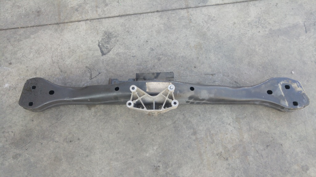 Suport jug transmisie 3.0 tdi bug audi q7 4l 7l6399225p