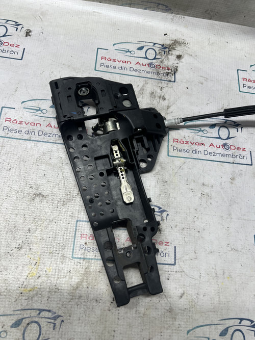 Suport mâner exterior stânga fata Audi A5 Coupe 2012, 8T01837885