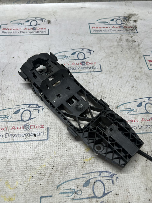 Suport mâner exterior stânga fata Seat Ibiza 2015, 1K8837885
