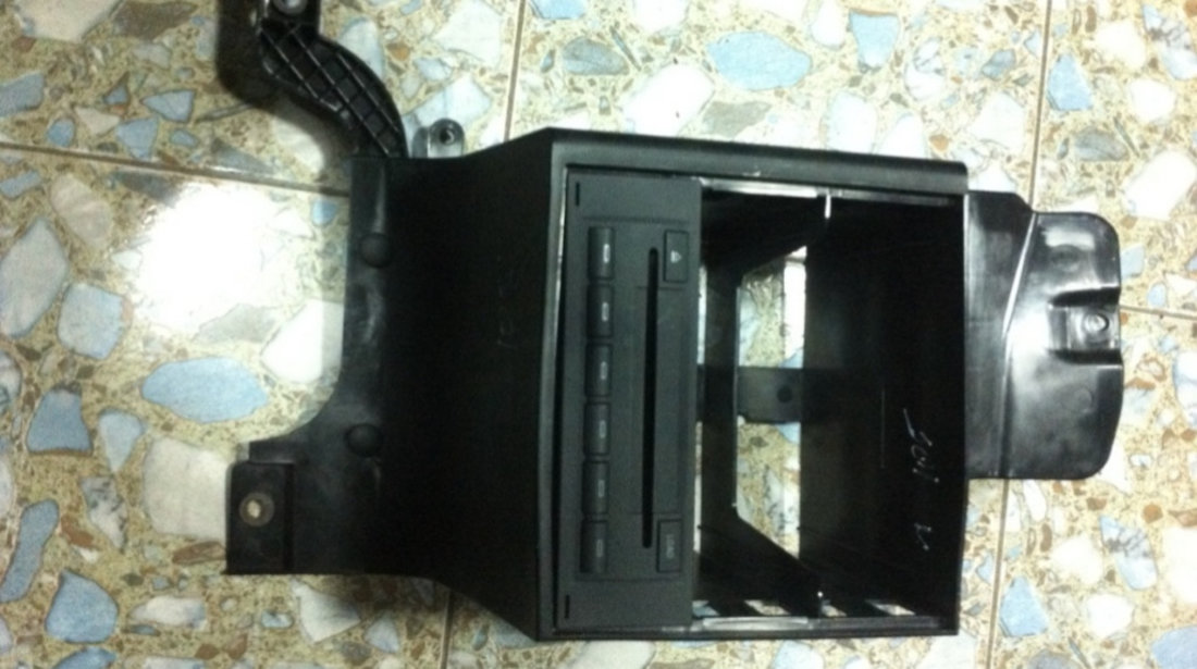 Suport magazie cd Skoda Octavia 2 [2004 - 2008] Liftback 5-usi 2.0 TDI MT (140 hp) (1Z3) Cod motor BKD