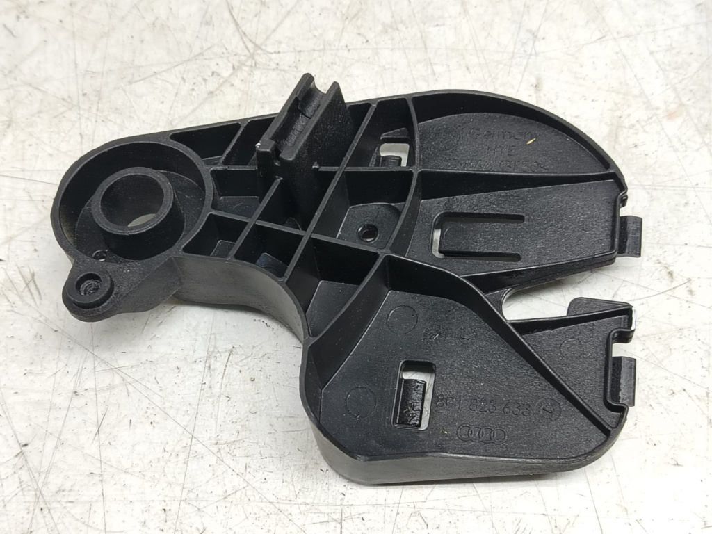Suport maner deschidere capota 8r1823633 Audi SQ5 8R [2012 - 2017] 3.0 bi-tdi CGQB