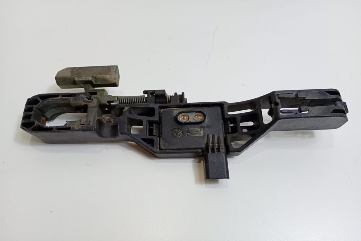 Suport maner dreapta fata 8200008431 Renault Laguna 2 [2001 - 2005]