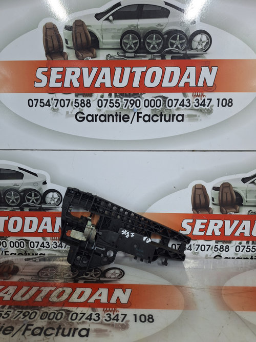 Suport maner exterior fata stanga Audi A6 (2010-2018) [4G2, C7] 2.0 Motorina 2013, 4H0837885