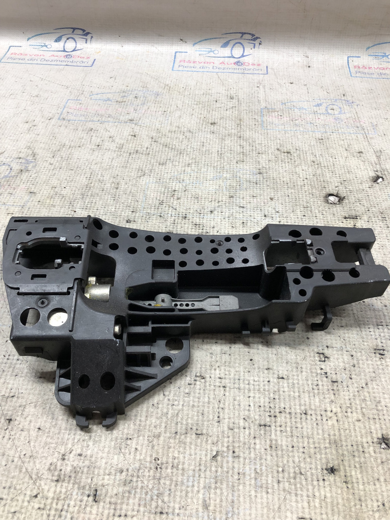 Suport maner exterior spate dreapta Audi A4 B8 2012, 8T0837886B