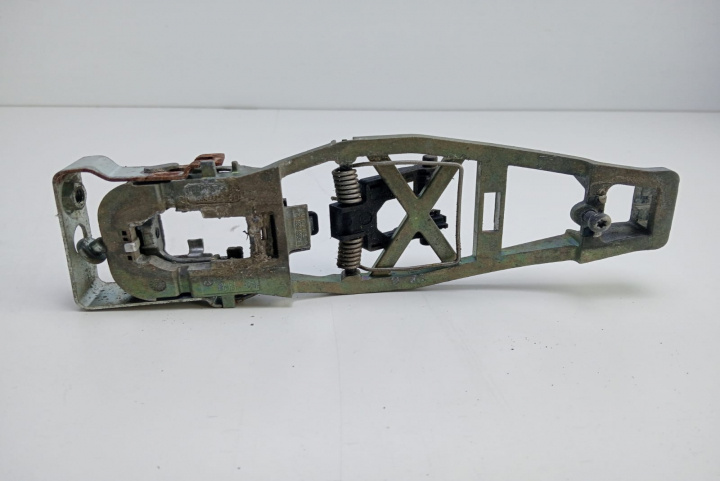 Suport maner exterior stânga 1T0839885 Volkswagen VW Touran [2003 - 2006]