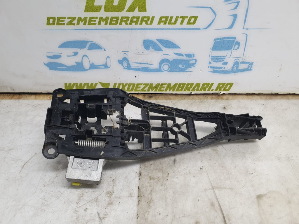 Suport Maner exterior stanga spate 24463749 Opel Zafira B [2005 - 2010]