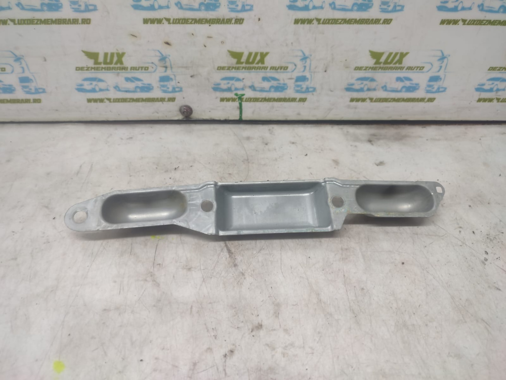 Suport maner haion portbagaj Volkswagen VW Touran [facelift] [2006 - 2010] 2.0 TDI BMM