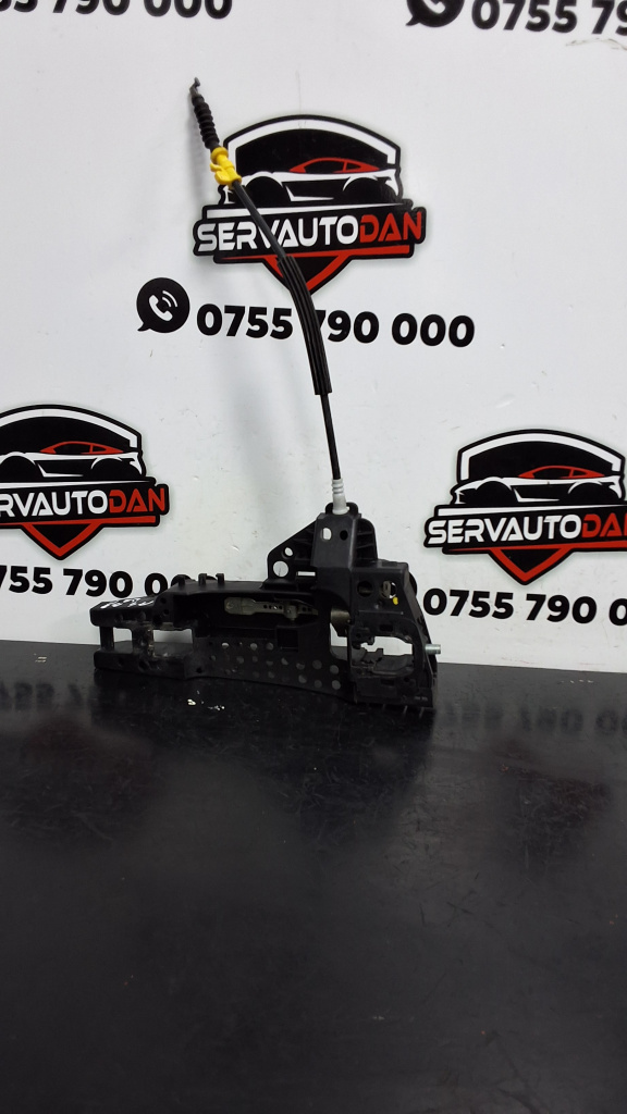Suport maner interior dreapta fata Audi A4 (2008-2011) [8K2, B8] 2.0 Motorina 2011, 8T02837886A