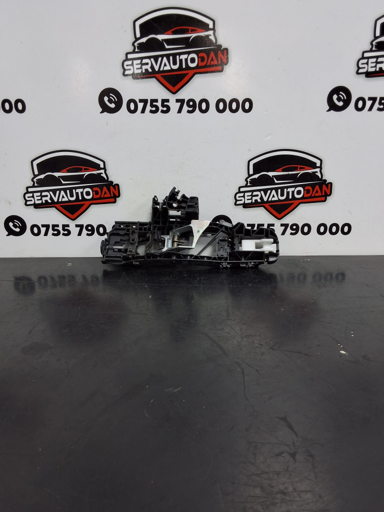 Suport maner interior dreapta spate Mercedes-Benz C-Class (2014->) [W205] 1.6 Motorina 2014, A0997601800