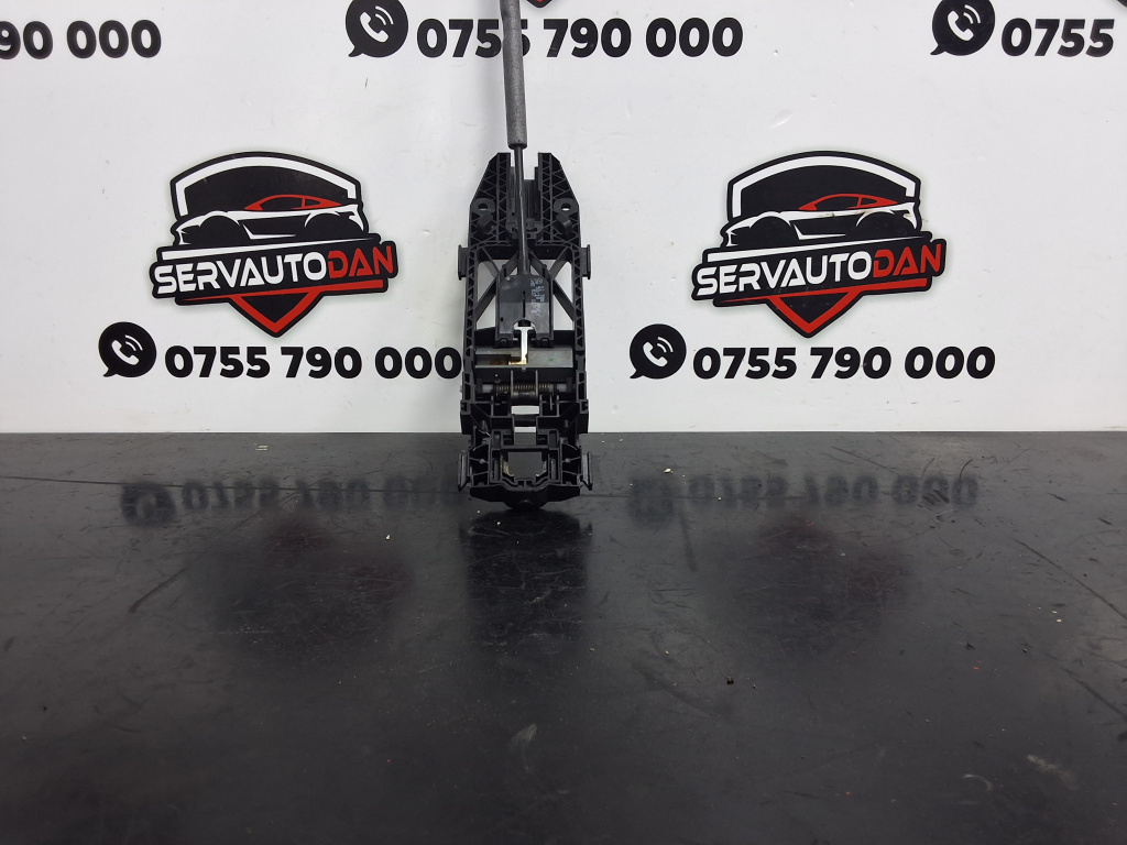 Suport maner interior dreapta spate Volkswagen Golf 7 (2012-2017) 1.6 Motorina 2017, 5N0839885H
