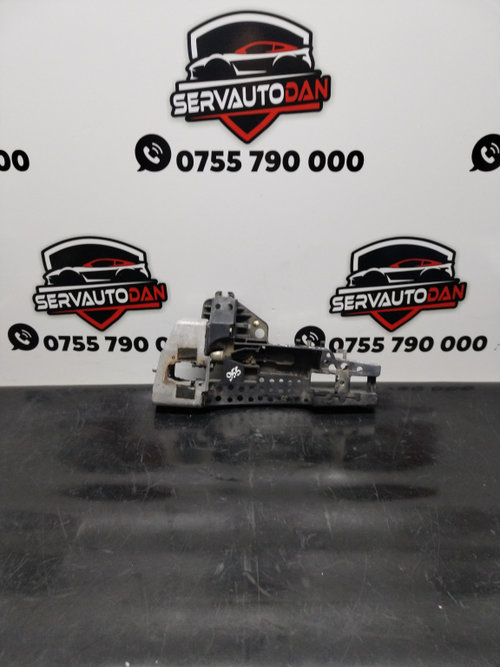 Suport maner interior stanga spate Audi A8 (2009-2017) [4H] D4 3.0 Motorina 2014, 4H1837885