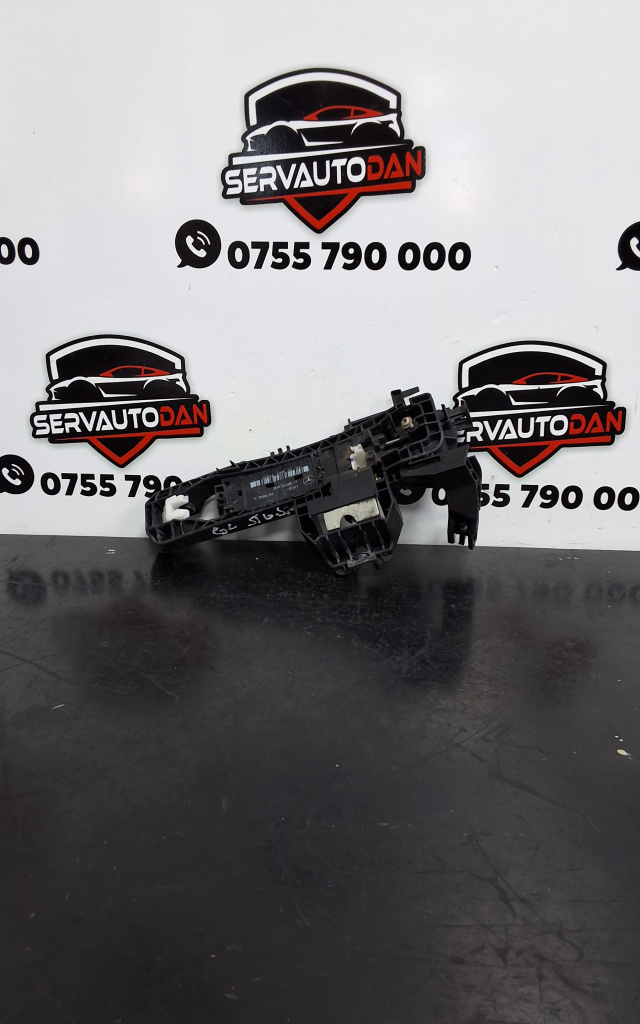 Suport maner interior stanga spate Mercedes-Benz GL (2013-2019) [x166] 3.0 Motorina 2013, A2047602134