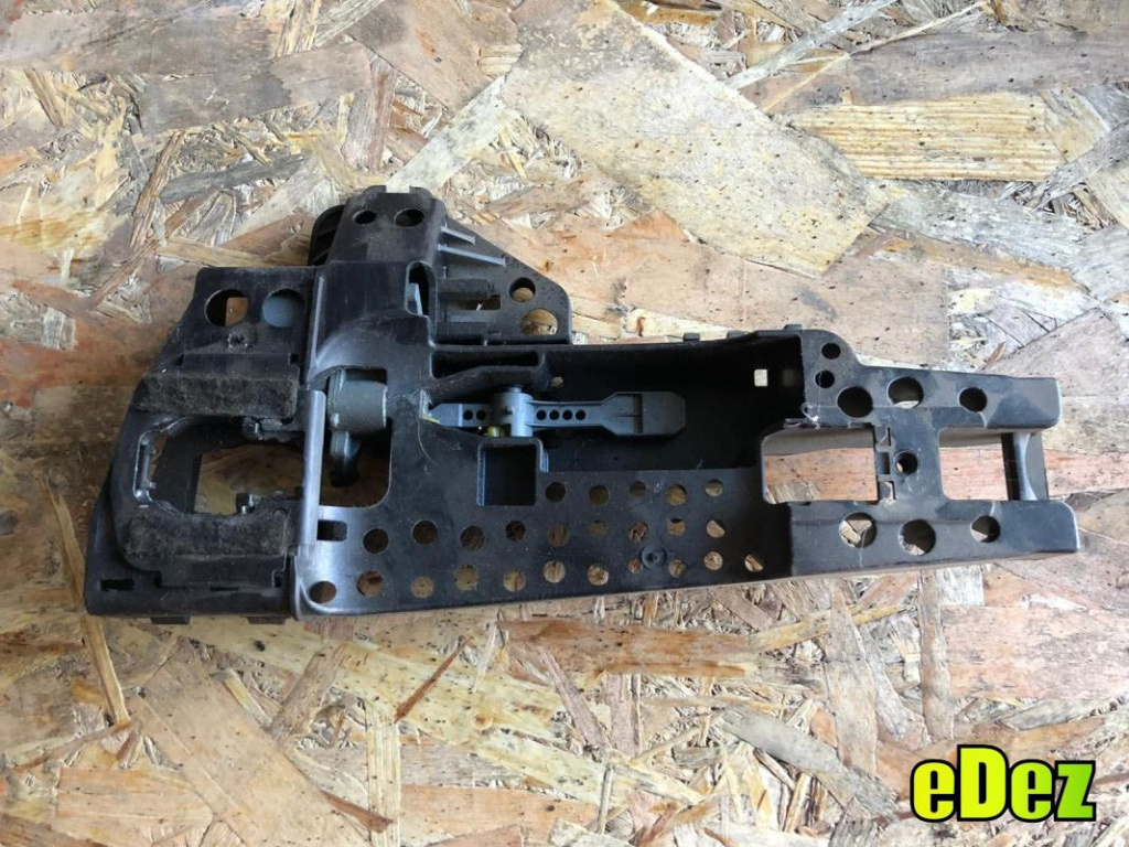 Suport maner spate stanga Audi A8 (2009-2017) [4H] D4 4h0839885