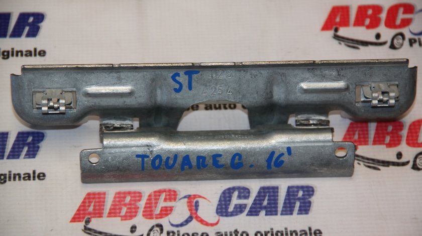 Suport maner stanga plafon VW Touareg 7P cod: 7P0858679 model 2016