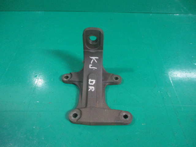 SUPORT METAL DREAPTA JEEP CHEROKEE KJ 2.8 CRD 4X4 FAB. 2001 - 2008 ⭐⭐⭐⭐⭐