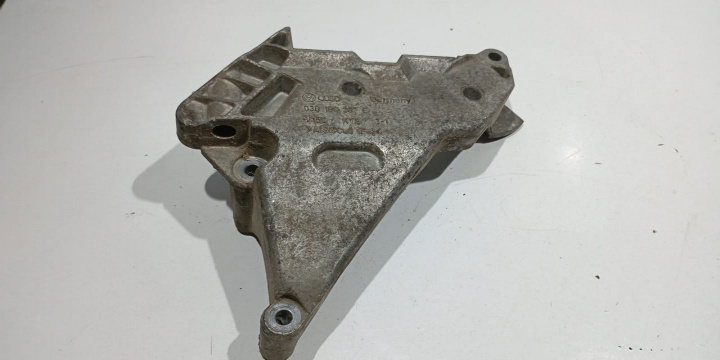Suport motor 03G199207E Volkswagen VW Passat B6 [2005 - 2010]